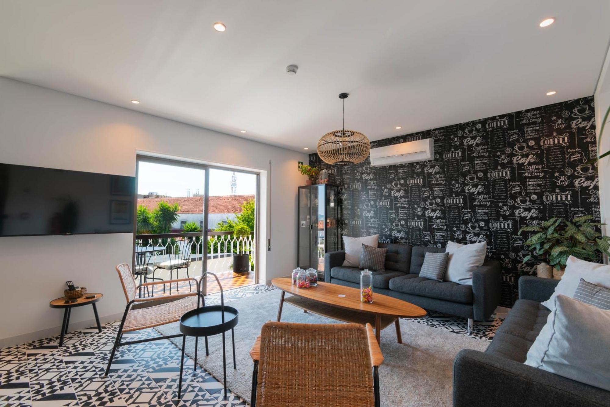 科英布拉7Min To Uni Se-Velha - Ac - Work Desk - 300Mbs Wifi住宿加早餐旅馆 外观 照片